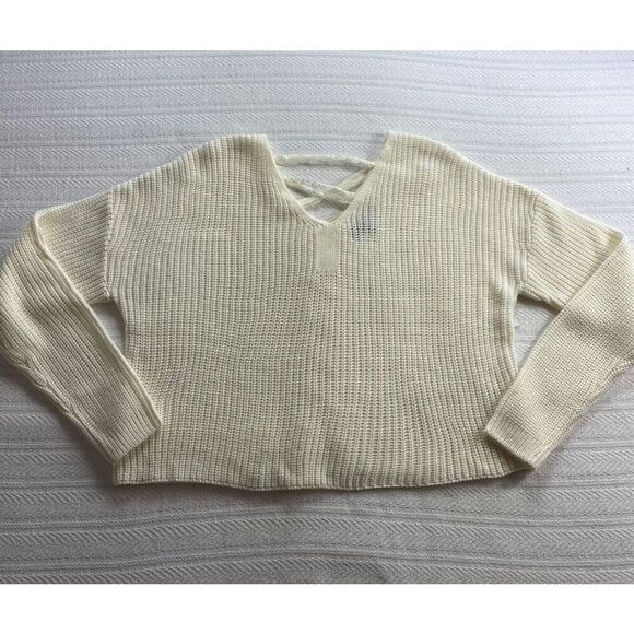 Derek Heart Juniors LARGE CREAM SWEATER WITH LACE TIED UP BACK - Picture 1 of 9